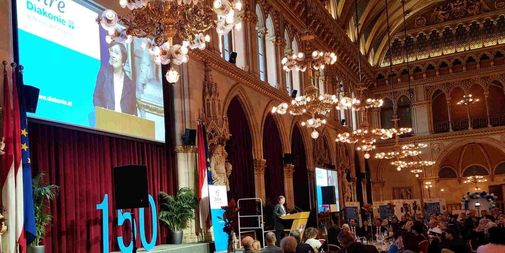 Die Diakonie zeigt, wie Inklusion geht und dass Inklusion eine Bereicherung für uns alle ist“ – Doris Schmidauer beim Diakonie-Symposium im Wiener Rathaus.